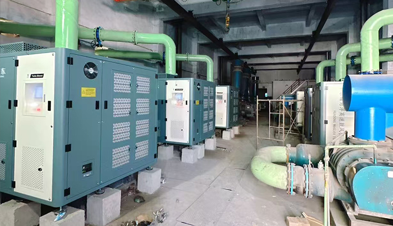 華東磁懸浮離心鼓風(fēng)機(jī)賦能現(xiàn)代化工廠綠色升級(jí)